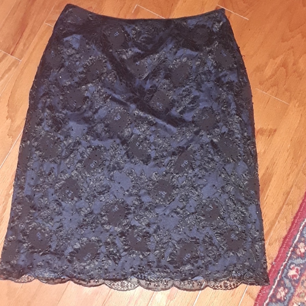DKNY black lace beaded skirt sz 10